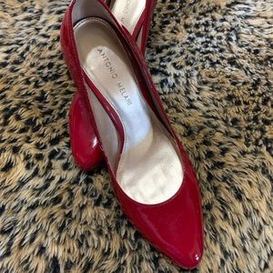 USED “Antonio Melani” Red heels